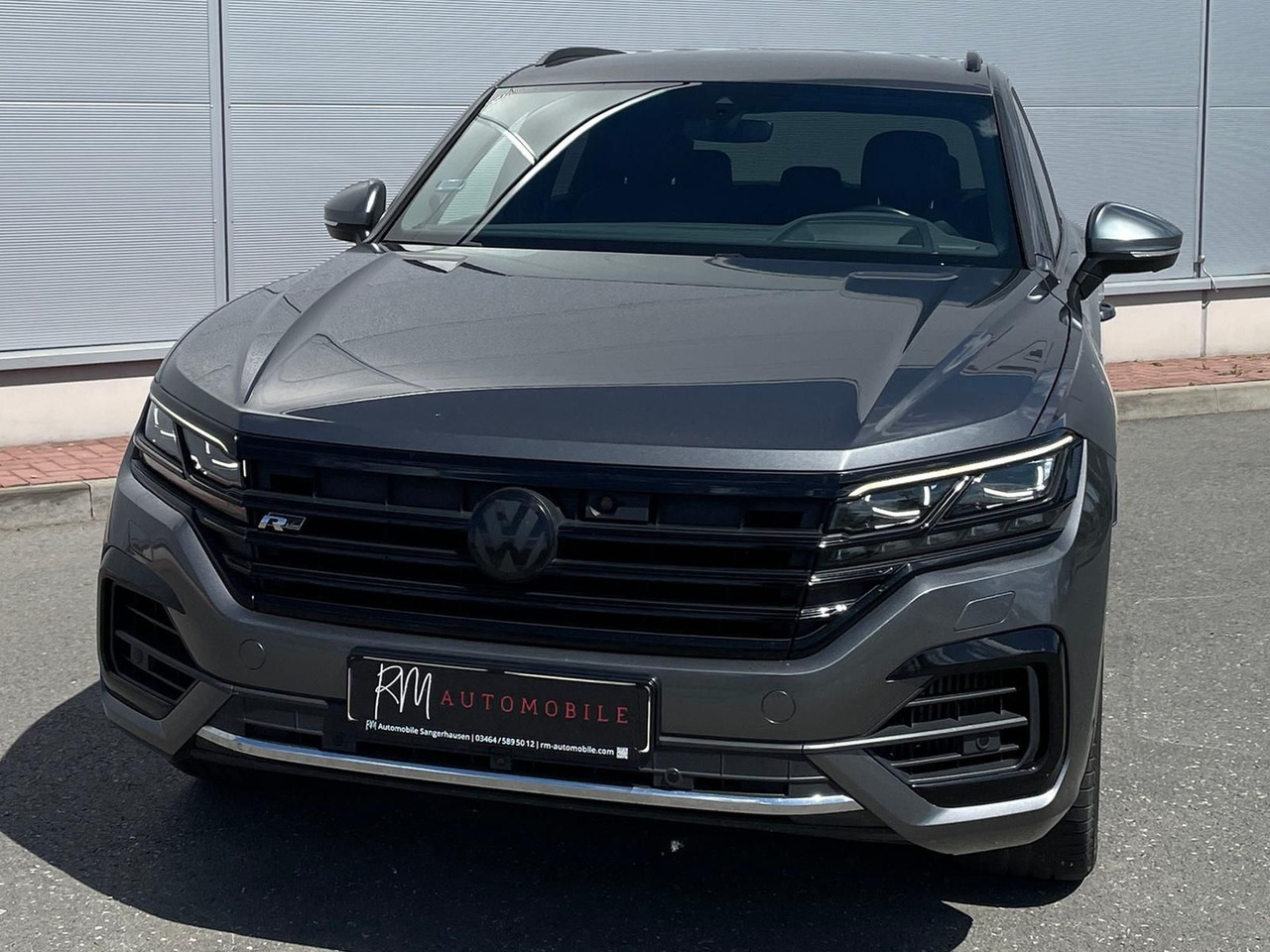 Volkswagen Touareg 4.0 V8 TDI One Million 4M LEDER AHK ACC - SUV/ Todoterreno: foto 4 Volkswagen Touareg 4.0 V8 TDI One Million 4M LEDER AHK ACC - SUV/ Todoterreno: foto 4