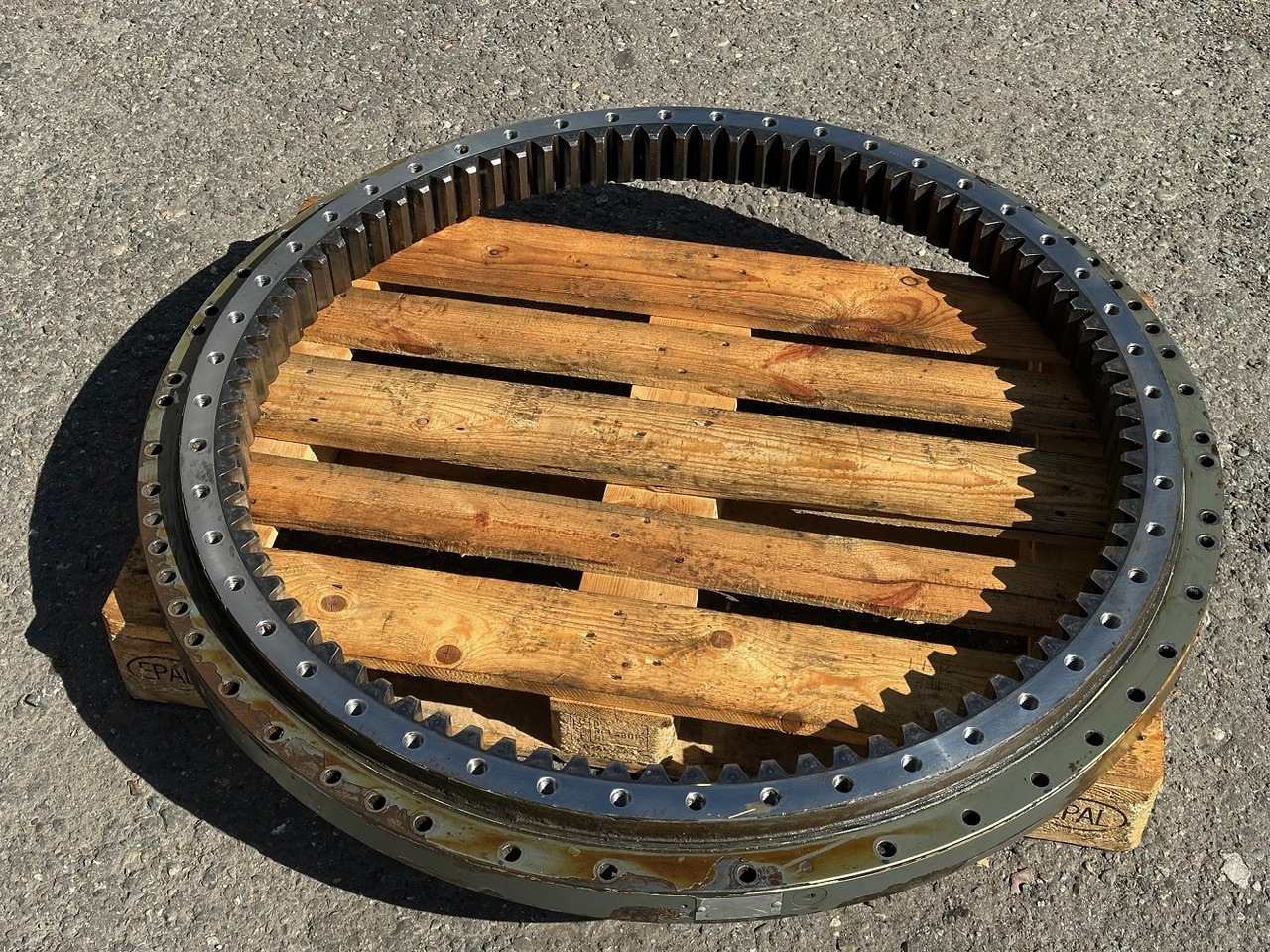 LIEBHERR Original Drehkranz – Kugeldrehverbindung mit ID-Nr.11690802. R920 S-1545,R920-1545,R922 LC-1442,R922 LC-1443,R922-1442,R924 LC-1444,R924 LC-1445,R924-1444,R925-1444. #11690802.N10220272# - Corona de giro para Excavadora de cadenas: foto 3 LIEBHERR Original Drehkranz – Kugeldrehverbindung mit ID-Nr.11690802. R920 S-1545,R920-1545,R922 LC-1442,R922 LC-1443,R922-1442,R924 LC-1444,R924 LC-1445,R924-1444,R925-1444. #11690802.N10220272# - Corona de giro para Excavadora de cadenas: foto 3