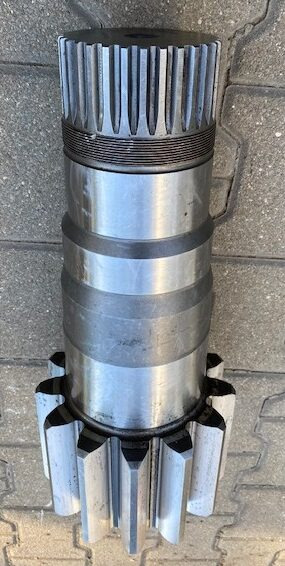 Liebherr Abtriebswelle ID-Nr.90205360. SAT375/276. R950, R956, R960, RZG956. #ZTMAB# - Reductor de giro para Excavadora de cadenas: foto 3 Liebherr Abtriebswelle ID-Nr.90205360. SAT375/276. R950, R956, R960, RZG956. #ZTMAB# - Reductor de giro para Excavadora de cadenas: foto 3