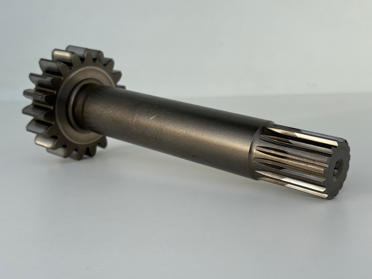 Liebherr Antriebswelle ID-Nr.90214406. FAT400P130. R926-1715, R930-1716, R934-1550, R936 K-LC, R936 K-NLC, R936 K-SLC, R938-1650. #90214406.25.01# - Mando final para Maquinaria de construcción: foto 1 Liebherr Antriebswelle ID-Nr.90214406. FAT400P130. R926-1715, R930-1716, R934-1550, R936 K-LC, R936 K-NLC, R936 K-SLC, R938-1650. #90214406.25.01# - Mando final para Maquinaria de construcción: foto 1