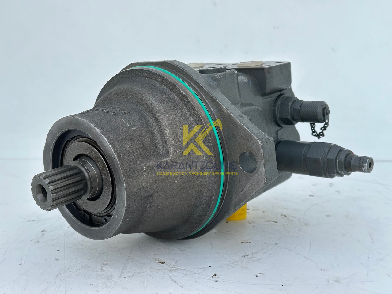 Liebherr Original Hydraulikeinbaumotor Typ:FMF045. ID-Nr.12464216. R914 RAIL, R914 COMP, R914 K-S, R914 K-STD, R918, R918LC, R918NLC, R918 XLC, R920 K-LC, R920 K-NLC. #12464216.25879# - Reductor de giro para Maquinaria de construcción: foto 1 Liebherr Original Hydraulikeinbaumotor Typ:FMF045. ID-Nr.12464216. R914 RAIL, R914 COMP, R914 K-S, R914 K-STD, R918, R918LC, R918NLC, R918 XLC, R920 K-LC, R920 K-NLC. #12464216.25879# - Reductor de giro para Maquinaria de construcción: foto 1
