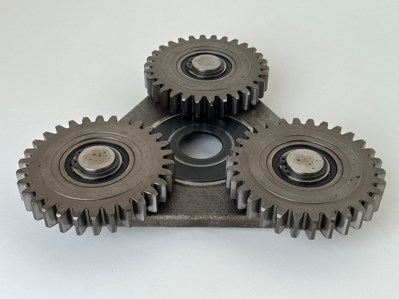 Liebherr Planetenträger ID-Nr.90214931 mit Planetenräder ID-Nr.90214506 - ID-Nr.90214414. FAT400P130. LOS926, R926, R930, R934, R936, R938. #PL.PL.25.01# - Mando final para Excavadora de cadenas: foto 2 Liebherr Planetenträger ID-Nr.90214931 mit Planetenräder ID-Nr.90214506 - ID-Nr.90214414. FAT400P130. LOS926, R926, R930, R934, R936, R938. #PL.PL.25.01# - Mando final para Excavadora de cadenas: foto 2