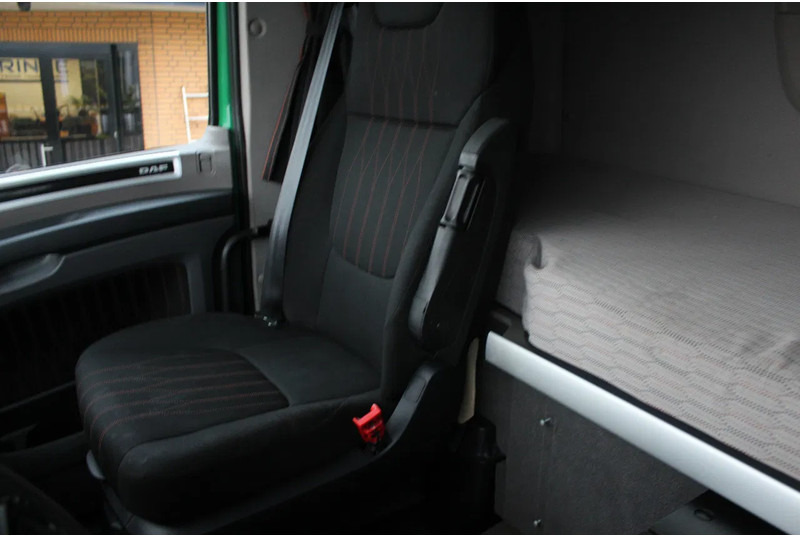 Cabeza tractora DAF XF 480 * EURO6 * 4X2 *: foto 18