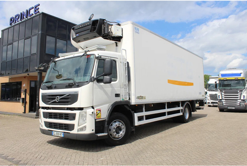 Volvo FM 330 * EURO5 * CARRIER SUPRA SILENT MT * - Camión frigorífico: foto 1 Volvo FM 330 * EURO5 * CARRIER SUPRA SILENT MT * - Camión frigorífico: foto 1
