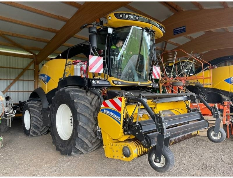New Holland FR 650 - Cosechadora de forraje: foto 1 New Holland FR 650 - Cosechadora de forraje: foto 1