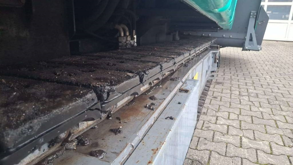 Pavimentadora de asfalto Vögele MT 3000-2i: foto 10