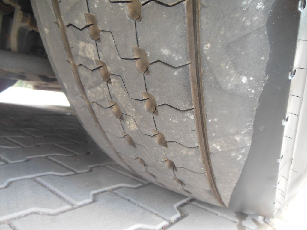 Scania R520, V8, ROSSI, LEDER, TOP!!! Scania R520, V8, ROSSI, LEDER, TOP!!! - Cabeza tractora: foto 5 Scania R520, V8, ROSSI, LEDER, TOP!!! Scania R520, V8, ROSSI, LEDER, TOP!!! - Cabeza tractora: foto 5