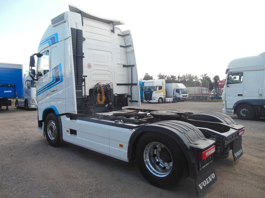Volvo FH 13/500, GLOBE XL, HYDRAULIK, ALU FELGEN, TOP! - Cabeza tractora: foto 4 Volvo FH 13/500, GLOBE XL, HYDRAULIK, ALU FELGEN, TOP! - Cabeza tractora: foto 4