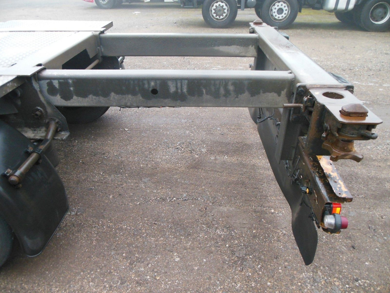 Semirremolque portacontenedore/ Intercambiable Fliegl SDS 380 GOOSENECK, BPW: foto 9 Semirremolque portacontenedore/ Intercambiable Fliegl SDS 380 GOOSENECK, BPW: foto 9