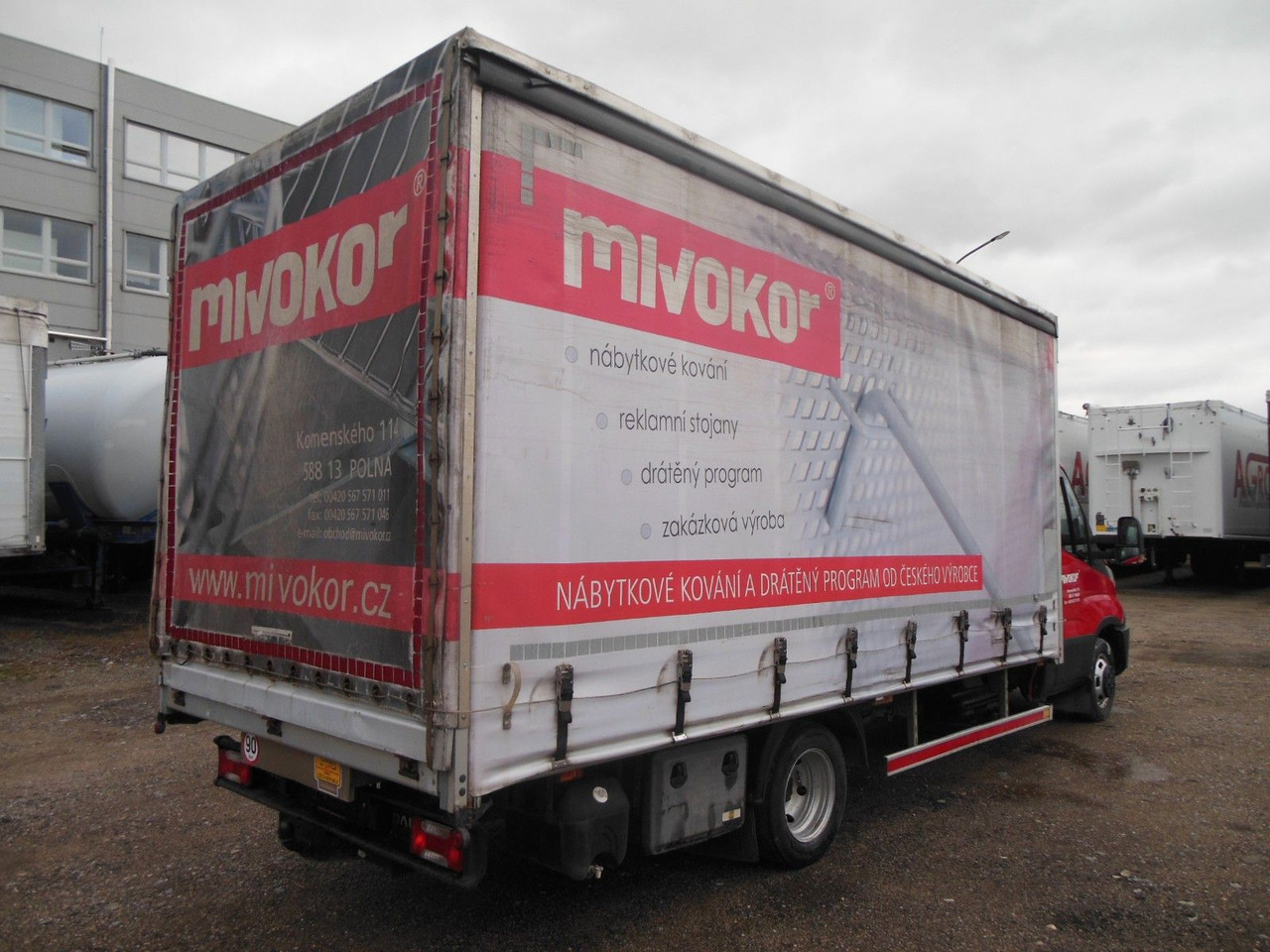 Iveco Daily 50C18, 10 Paletten - Furgoneta con lona: foto 3 Iveco Daily 50C18, 10 Paletten - Furgoneta con lona: foto 3