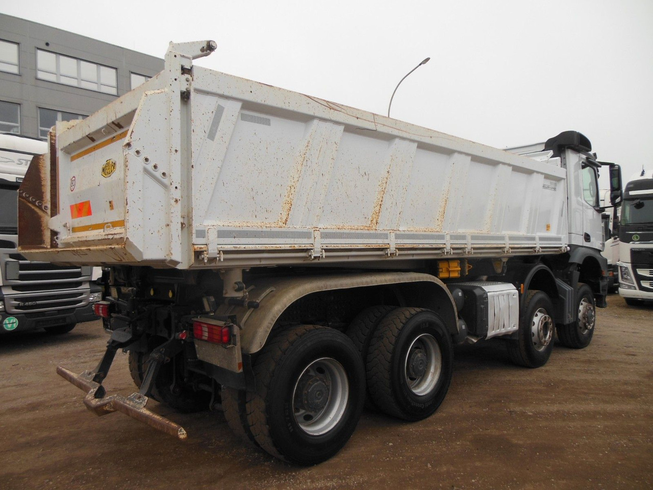 Mercedes-Benz AROCS 4151, 8X6, MEILLER, BORDMATIC, AHK - Camión volquete: foto 3 Mercedes-Benz AROCS 4151, 8X6, MEILLER, BORDMATIC, AHK - Camión volquete: foto 3