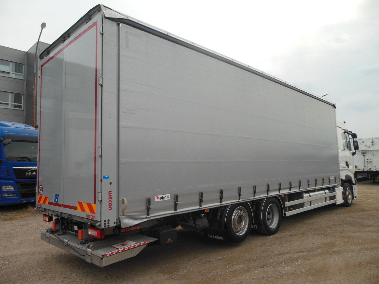 Renault T 440, 6X2, D-HOLLANDIA, 23 PALETTEN, WIE NEUE! - Camión lona: foto 3 Renault T 440, 6X2, D-HOLLANDIA, 23 PALETTEN, WIE NEUE! - Camión lona: foto 3