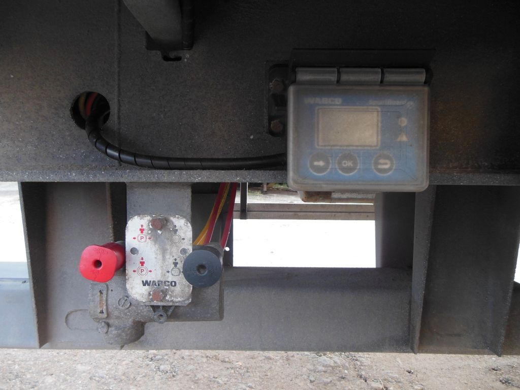 Camión lona Scania R410, JUMBOZUG 120M3, RETARDER, TOP STAND!! Scania R410, JUMBOZUG 120M3, RETARDER, TOP STAND!!: foto 27 Camión lona Scania R410, JUMBOZUG 120M3, RETARDER, TOP STAND!! Scania R410, JUMBOZUG 120M3, RETARDER, TOP STAND!!: foto 27