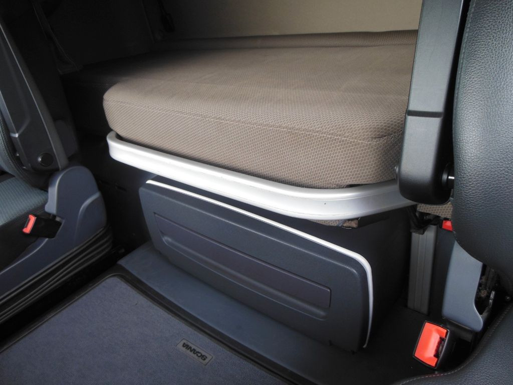 Camión forestal, Camión grúa Scania R450,6X4, KRAN, EPSILON 170 + UMIKOV TELESKOP: foto 19 Camión forestal, Camión grúa Scania R450,6X4, KRAN, EPSILON 170 + UMIKOV TELESKOP: foto 19