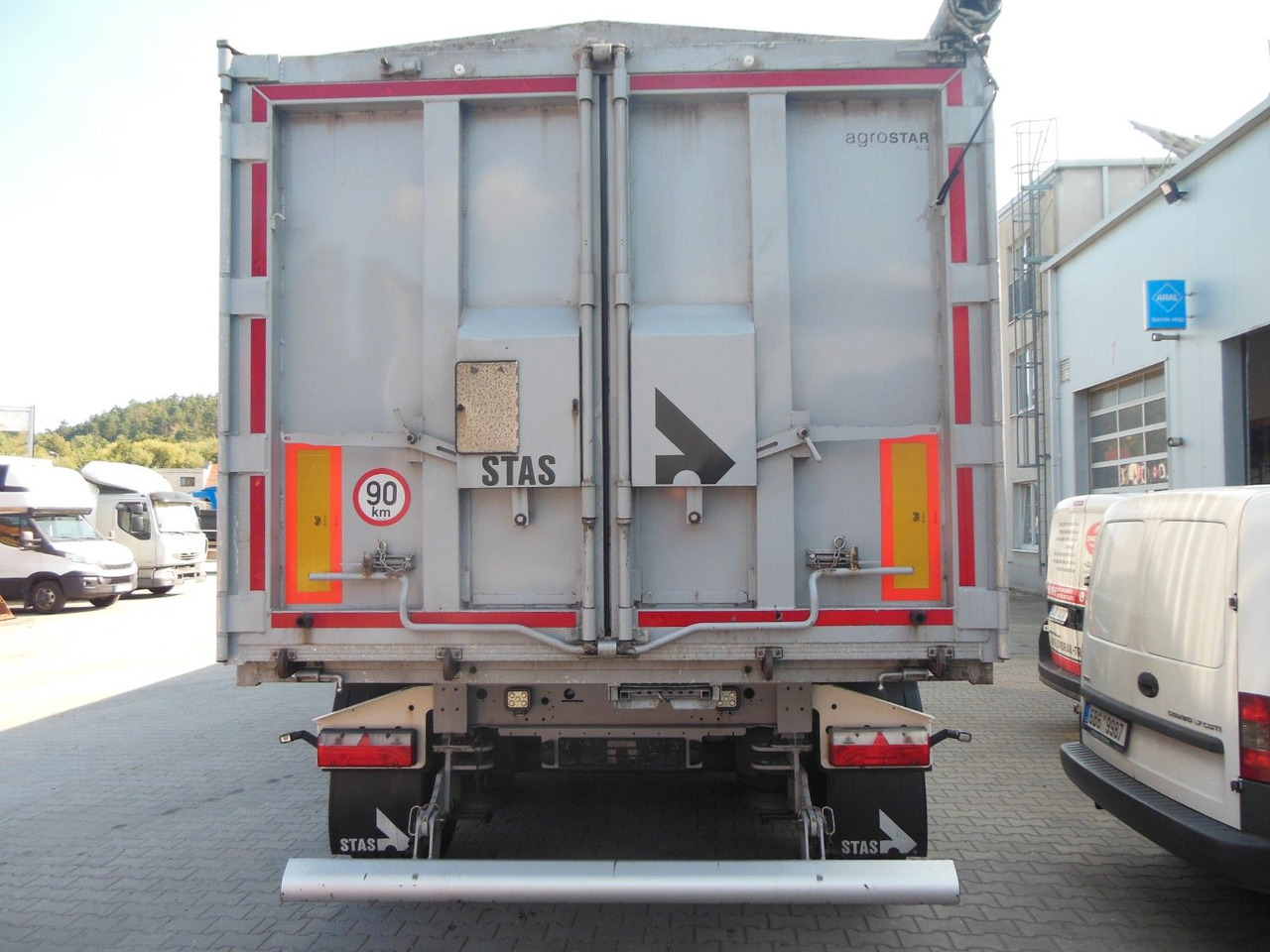Stas S300CX, 49m3, ADR, 9 TONE ACHSEN,WIE NEUE-TOP!!! - Semirremolque volquete: foto 5 Stas S300CX, 49m3, ADR, 9 TONE ACHSEN,WIE NEUE-TOP!!! - Semirremolque volquete: foto 5
