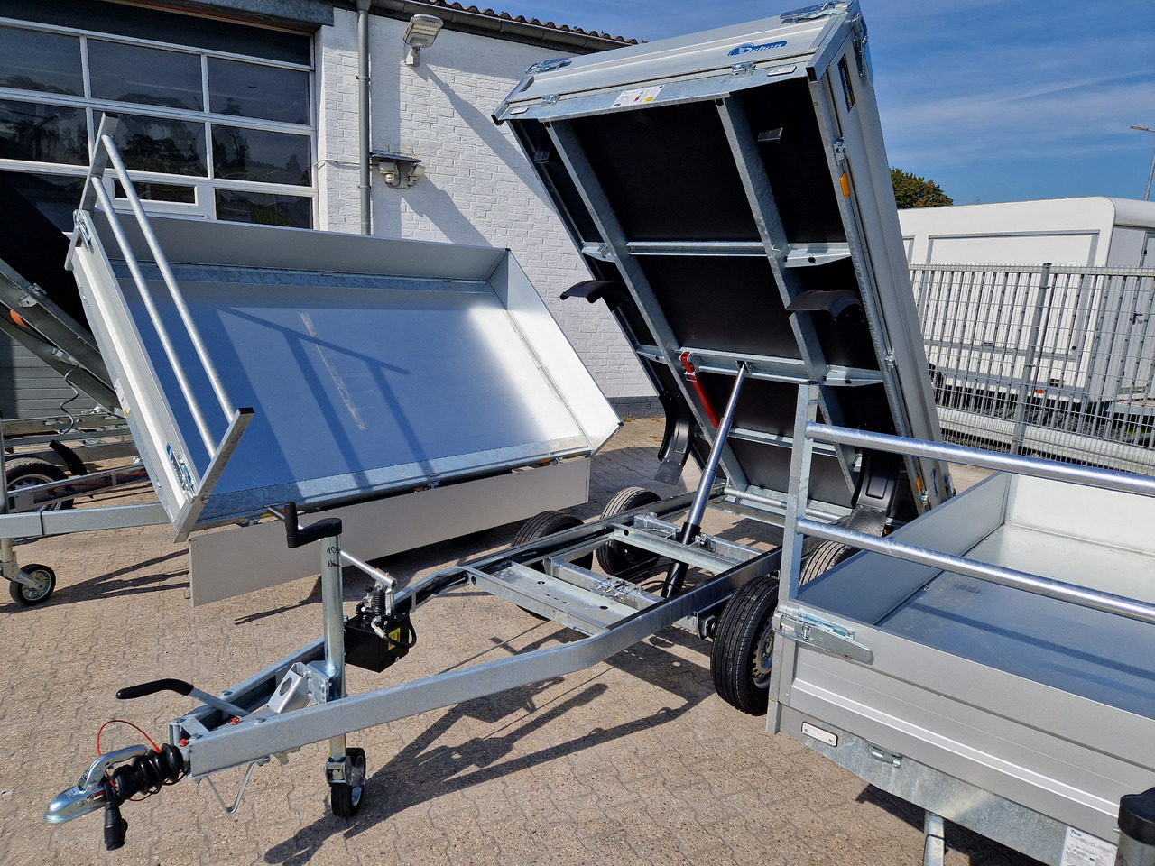 Cheval Liberte Debon Kipper PW 1.2 20 ECO 306x155x30cm 2000kg Modell 2024 - Remolque volquete: foto 3 Cheval Liberte Debon Kipper PW 1.2 20 ECO 306x155x30cm 2000kg Modell 2024 - Remolque volquete: foto 3