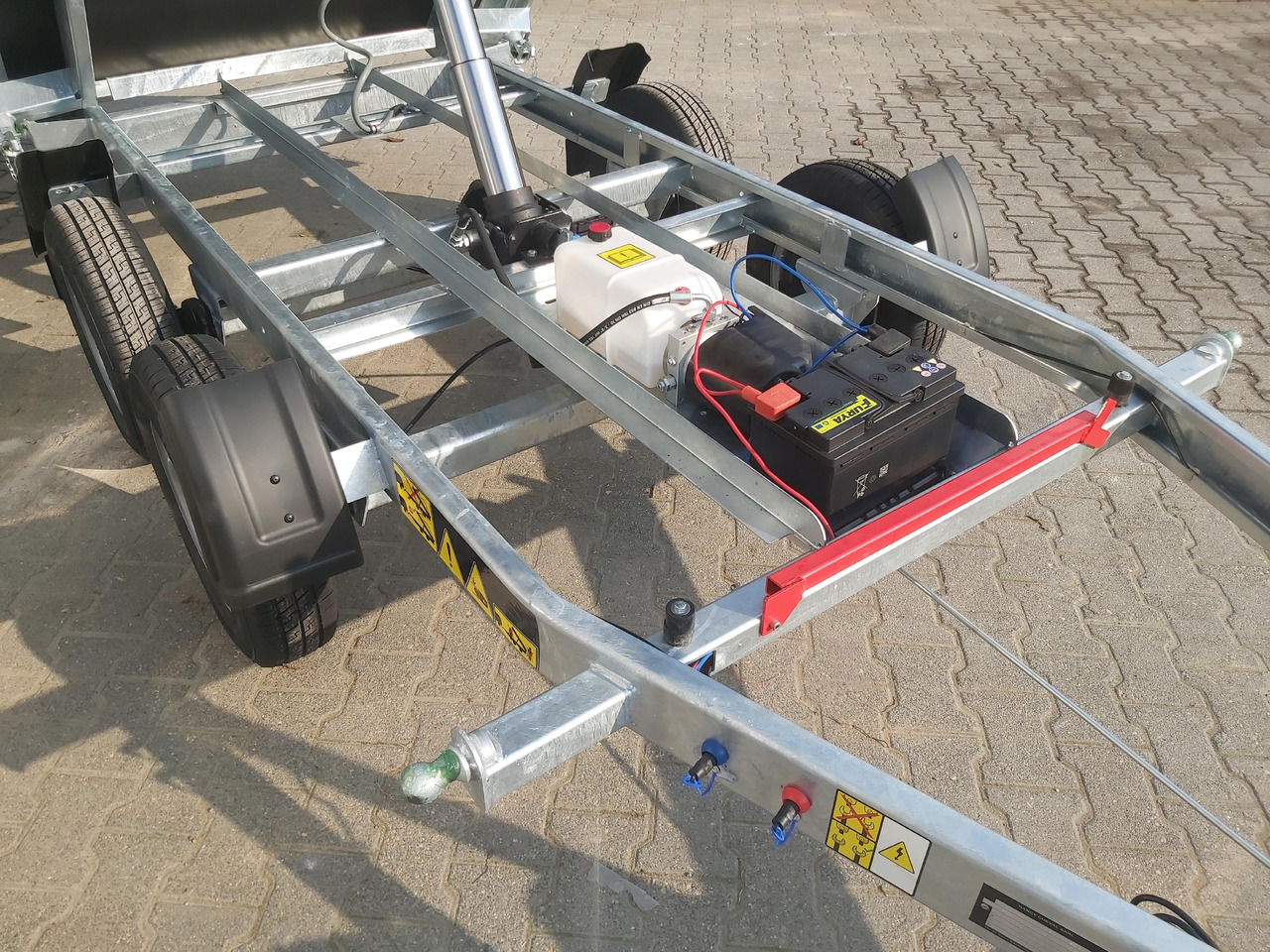 Cheval Liberte Debon Kipper PW 2.4 Basic Elektro 305x180x35cm 2600kg Modell 2024 - Remolque volquete: foto 5 Cheval Liberte Debon Kipper PW 2.4 Basic Elektro 305x180x35cm 2600kg Modell 2024 - Remolque volquete: foto 5