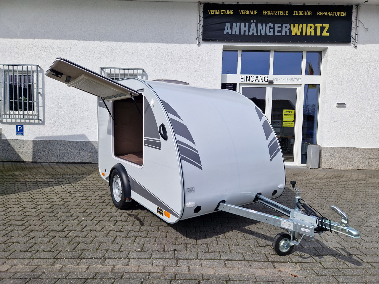 Mini Camper Mini Tommy TMC25 Basic 252x140x121cm 100 km/H 750kg ungebremst Januar AKTION - Caravana: foto 2 Mini Camper Mini Tommy TMC25 Basic 252x140x121cm 100 km/H 750kg ungebremst Januar AKTION - Caravana: foto 2