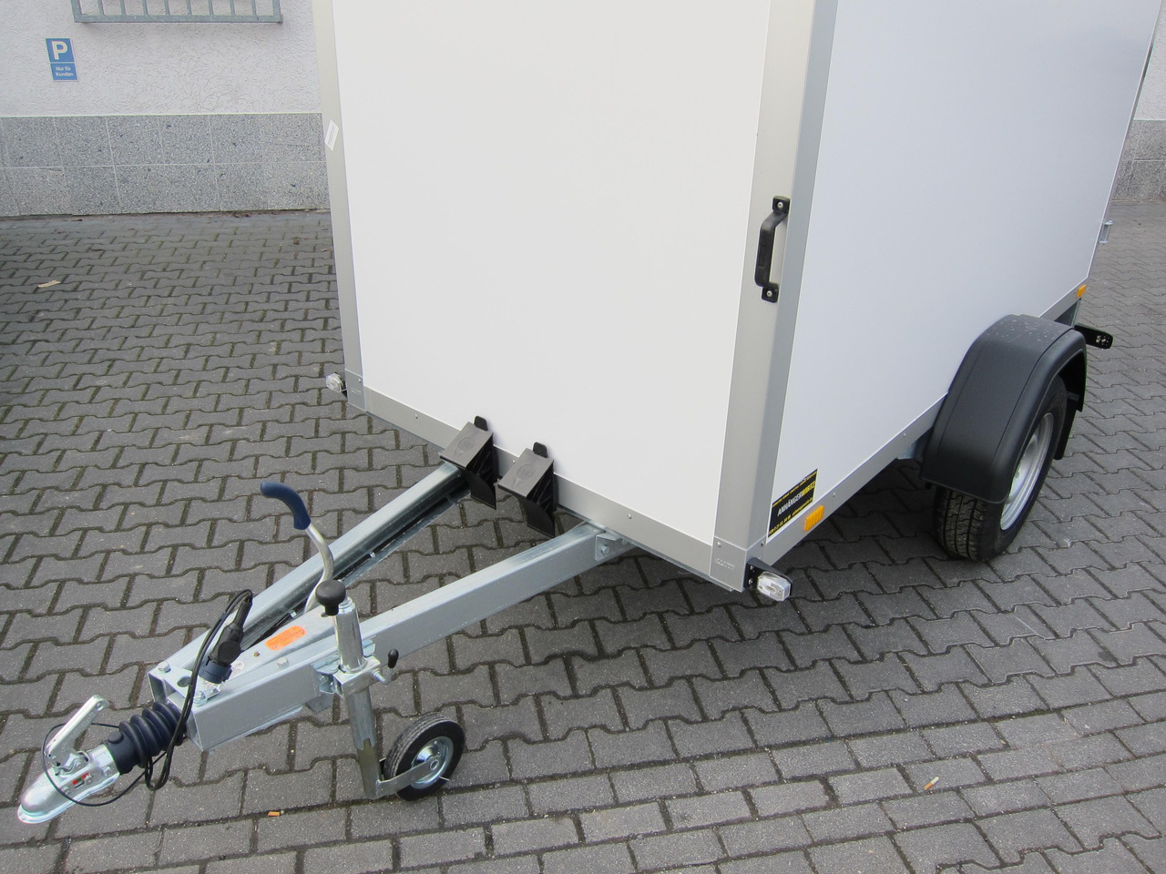 WM Meyer Koffer AZ 1325/126 S30 251x126x150cm (S) 1300kg Modell 2024 Januar Aktion - Remolque caja cerrada: foto 3 WM Meyer Koffer AZ 1325/126 S30 251x126x150cm (S) 1300kg Modell 2024 Januar Aktion - Remolque caja cerrada: foto 3