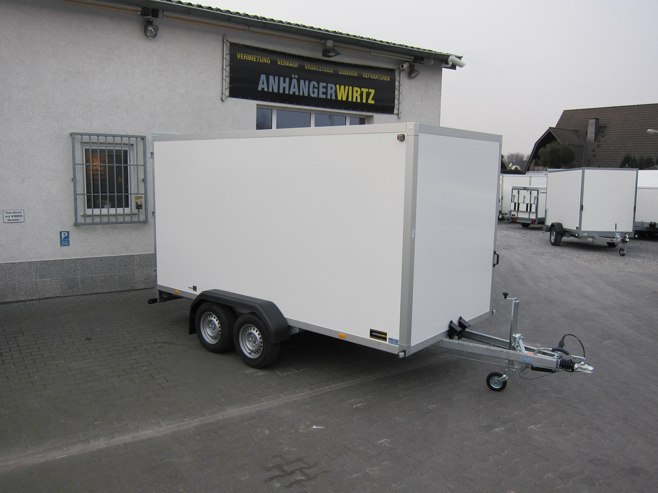 WM Meyer Koffer AZ 3540/185 S35 401x185x205cm (XL) 3500kg Aktion - Remolque caja cerrada: foto 3 WM Meyer Koffer AZ 3540/185 S35 401x185x205cm (XL) 3500kg Aktion - Remolque caja cerrada: foto 3