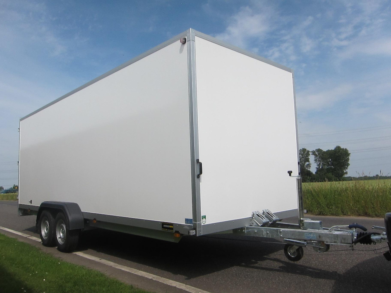 WM Meyer Kofferanhänger AZ 3560/200 S40 601x200x205cm 3500kg preorder Aktion - Remolque caja cerrada: foto 1 WM Meyer Kofferanhänger AZ 3560/200 S40 601x200x205cm 3500kg preorder Aktion - Remolque caja cerrada: foto 1