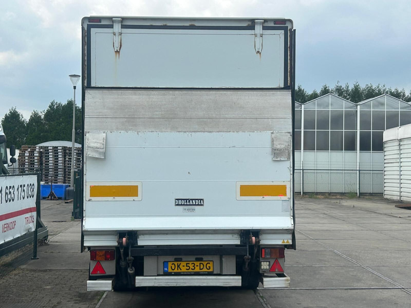 Mitsubishi Fuso CANTER 3C15 - Camión caja cerrada: foto 4 Mitsubishi Fuso CANTER 3C15 - Camión caja cerrada: foto 4