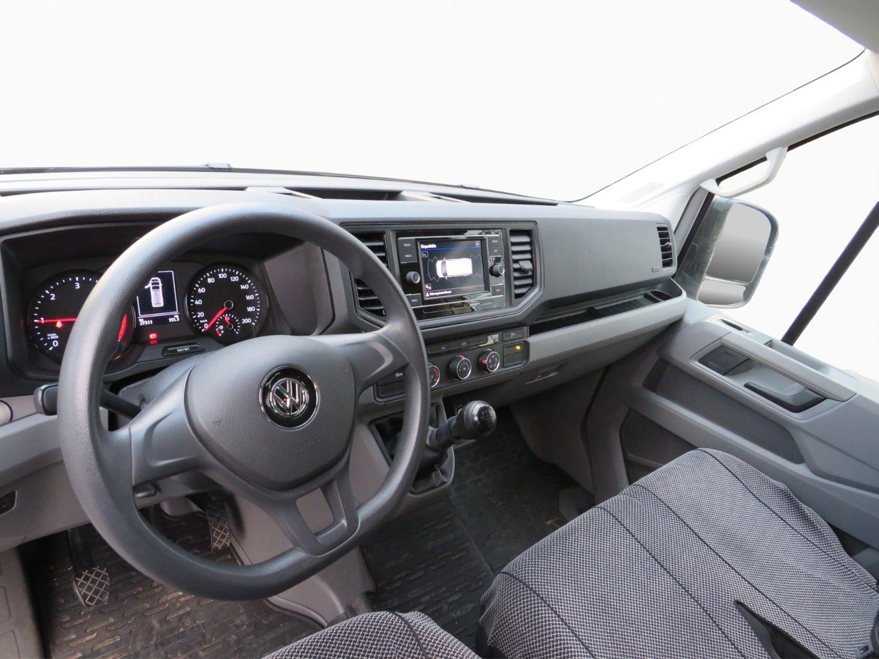 Volkswagen Crafter 35 L4H3 Doka Kasten Volkswagen Crafter 35 L4H3 Doka Kasten - Furgón, Furgoneta combi: foto 2 Volkswagen Crafter 35 L4H3 Doka Kasten Volkswagen Crafter 35 L4H3 Doka Kasten - Furgón, Furgoneta combi: foto 2