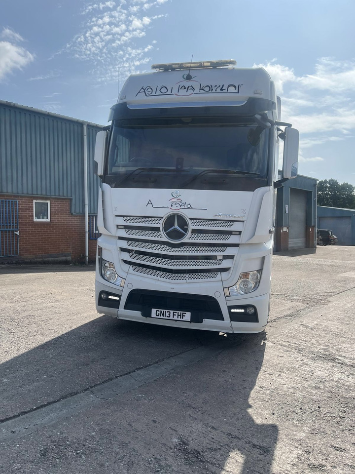 Mercedes Actros 2545 6x2 Tractor Unit - Cabeza tractora: foto 3 Mercedes Actros 2545 6x2 Tractor Unit - Cabeza tractora: foto 3