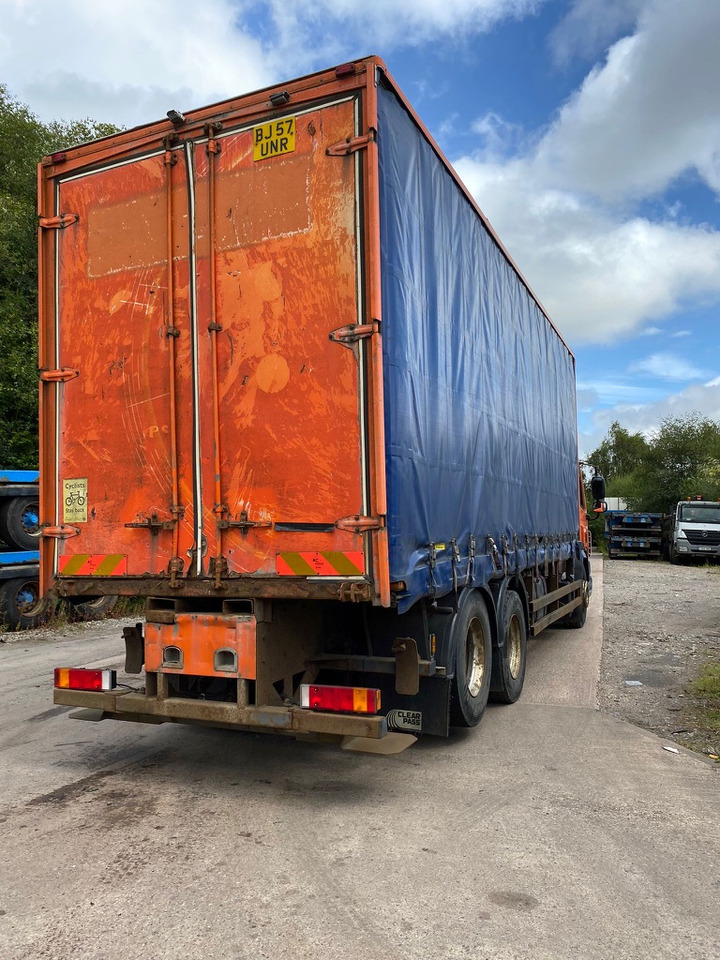 Daf 75 CF 310 6X2 Curtain side - Camión lona: foto 4 Daf 75 CF 310 6X2 Curtain side - Camión lona: foto 4