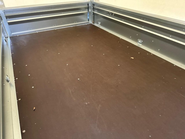 Brenderup 2260WSB1300 Stahl, 1,3 to. kippbar, mit Plane 180 cm, 2580x1530x400mm - Remolque de coche: foto 5 Brenderup 2260WSB1300 Stahl, 1,3 to. kippbar, mit Plane 180 cm, 2580x1530x400mm - Remolque de coche: foto 5