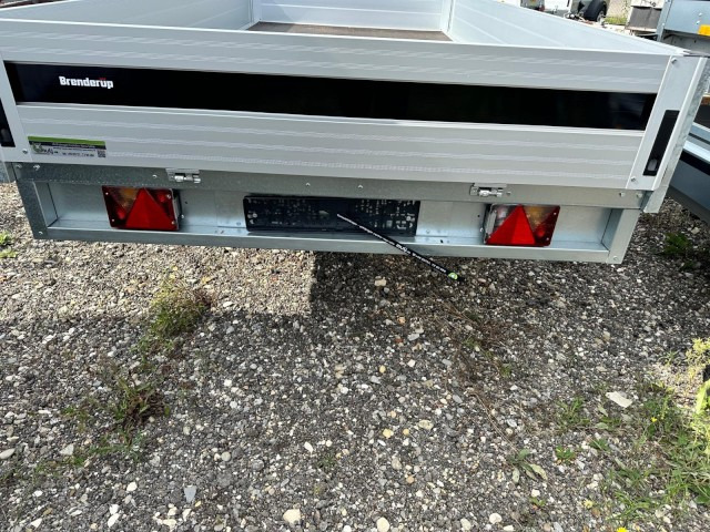 Brenderup 5375ATB2500 Alu Hochlader, 2,5 to. 3750 x 1800 x 330 mm - Remolque de coche: foto 5 Brenderup 5375ATB2500 Alu Hochlader, 2,5 to. 3750 x 1800 x 330 mm - Remolque de coche: foto 5