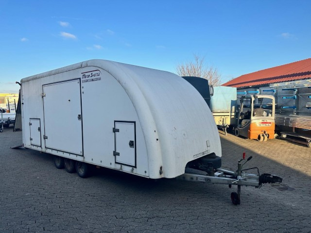 Brian James Race Shuttle 5500 x 2200 mm, 3,5 to. 3-achser - Remolque portavehículos: foto 1 Brian James Race Shuttle 5500 x 2200 mm, 3,5 to. 3-achser - Remolque portavehículos: foto 1