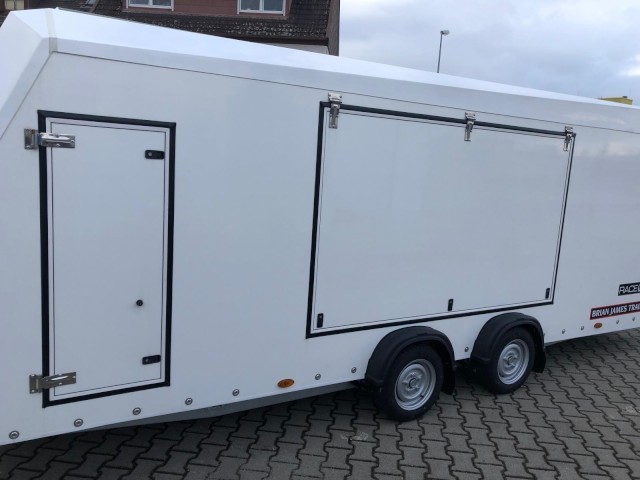 Brian James Race Sport, 340-5510, 5500 x 2100 mm, 3,0 to. 100 km/h, Seilw. - Remolque portavehículos: foto 2 Brian James Race Sport, 340-5510, 5500 x 2100 mm, 3,0 to. 100 km/h, Seilw. - Remolque portavehículos: foto 2
