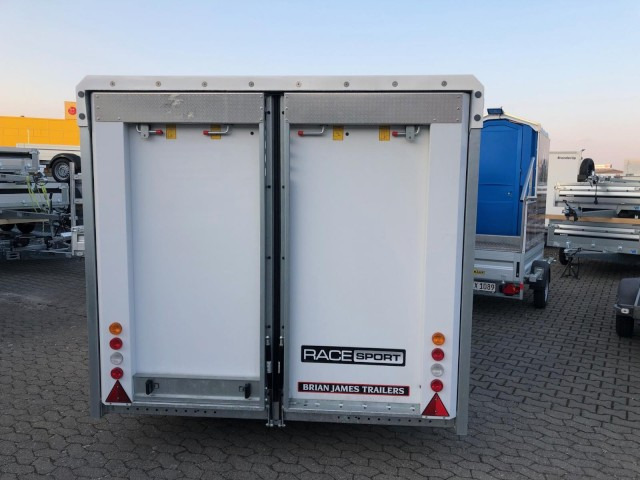Brian James Race Sport, 340-5510, 5500 x 2100 mm, 3,0 to. 100 km/h, Seilw. - Remolque portavehículos: foto 5 Brian James Race Sport, 340-5510, 5500 x 2100 mm, 3,0 to. 100 km/h, Seilw. - Remolque portavehículos: foto 5