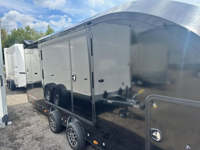 Brian James Race Sport 341, 341-5521-35-2-12-B, 5530x2100x1960mm, 3,5 to. - Remolque portavehículos: foto 3 Brian James Race Sport 341, 341-5521-35-2-12-B, 5530x2100x1960mm, 3,5 to. - Remolque portavehículos: foto 3