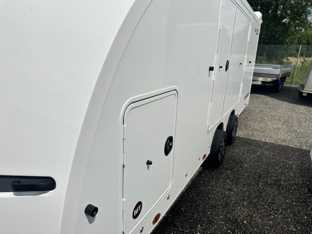 Brian James Race Sport 341, 341-5521-35-2-12-W, 5530x2100x1960mm, 3,5 to. - Remolque portavehículos: foto 3 Brian James Race Sport 341, 341-5521-35-2-12-W, 5530x2100x1960mm, 3,5 to. - Remolque portavehículos: foto 3