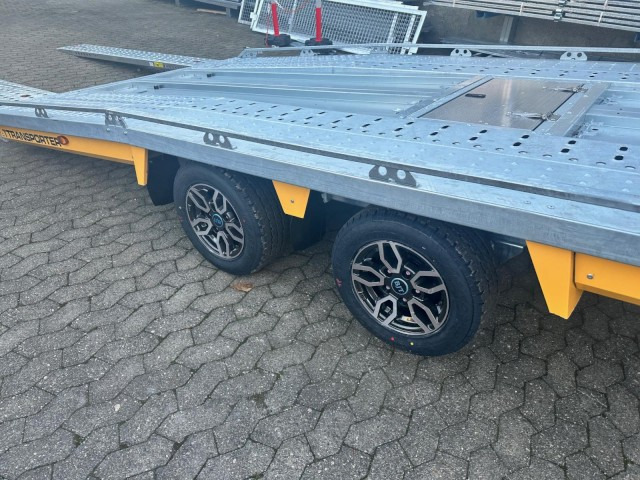 Brian James T Transporter, 231-5021-35-2-12, 5000 x 2150 mm, 3,5 to. kippbar mit Auffahrrampen - Remolque portavehículos: foto 5 Brian James T Transporter, 231-5021-35-2-12, 5000 x 2150 mm, 3,5 to. kippbar mit Auffahrrampen - Remolque portavehículos: foto 5