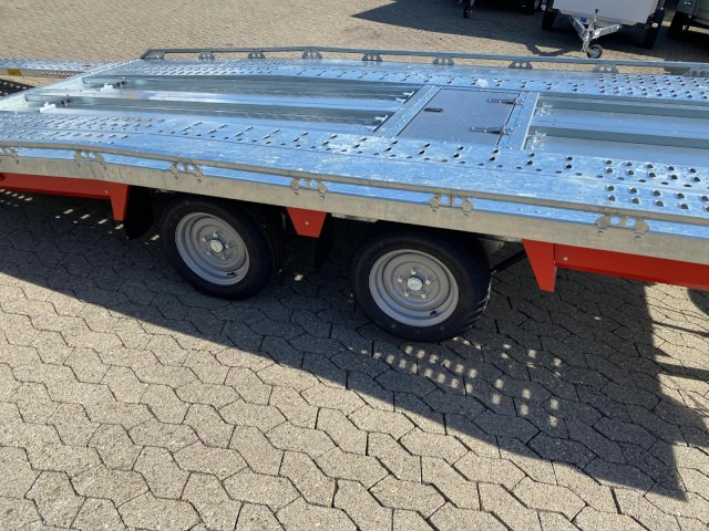 Brian James T Transporter, 231-5021-35-2-12, 5000 x 2150 mm, 3,5 to. kippbar mit Auffahrrampen - Remolque portavehículos: foto 4 Brian James T Transporter, 231-5021-35-2-12, 5000 x 2150 mm, 3,5 to. kippbar mit Auffahrrampen - Remolque portavehículos: foto 4