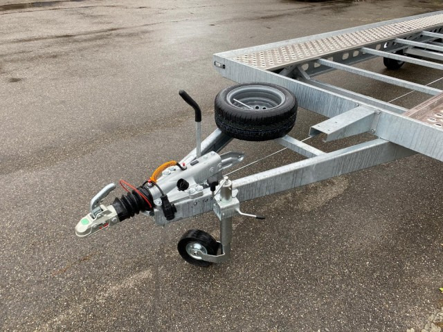 Gala BGG Taurus Duo 85 35 3, 8500 x 2150 mm, 3-Achs, für 2 Autos - Remolque portavehículos: foto 2 Gala BGG Taurus Duo 85 35 3, 8500 x 2150 mm, 3-Achs, für 2 Autos - Remolque portavehículos: foto 2