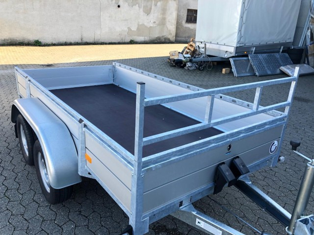 Hapert Azure L-2 Tieflader 3030 x 1490 x 370 mm, ZG 2,0 to. - Remolque de coche: foto 4 Hapert Azure L-2 Tieflader 3030 x 1490 x 370 mm, ZG 2,0 to. - Remolque de coche: foto 4