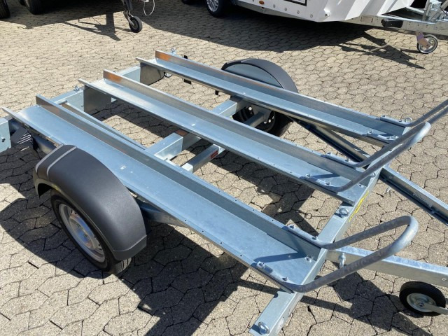 Humbaur Motorradanhänger HM 752113, 100 km/h 0,75 t. 2095 x 1365 x 70 mm - Remolque para moto: foto 3 Humbaur Motorradanhänger HM 752113, 100 km/h 0,75 t. 2095 x 1365 x 70 mm - Remolque para moto: foto 3