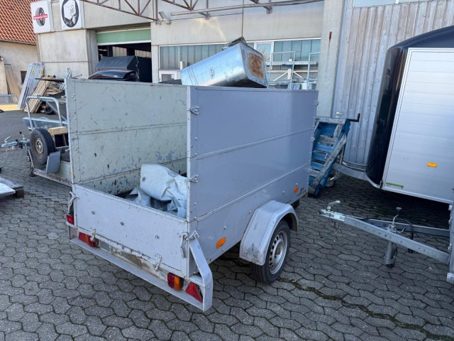 Humbaur Tieflader mit BW-Aufsatz 750 kg, 2050 x 1100 x 900 mm - Remolque de coche: foto 1 Humbaur Tieflader mit BW-Aufsatz 750 kg, 2050 x 1100 x 900 mm - Remolque de coche: foto 1