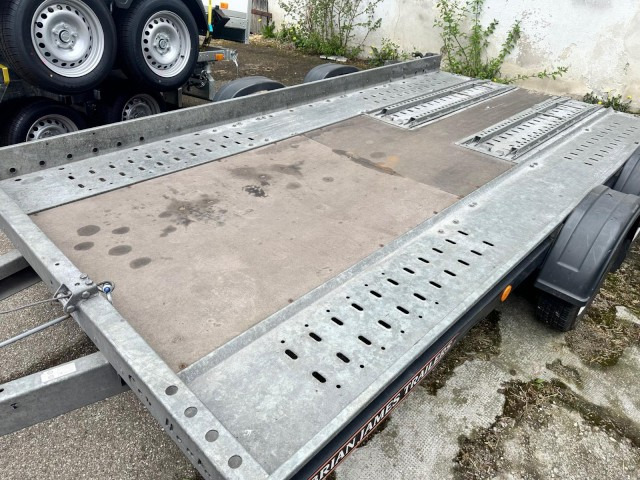 Tema Temared Carkeeper 4520S Autotransporter 4510 x 2010 mm, - Remolque portavehículos: foto 3 Tema Temared Carkeeper 4520S Autotransporter 4510 x 2010 mm, - Remolque portavehículos: foto 3