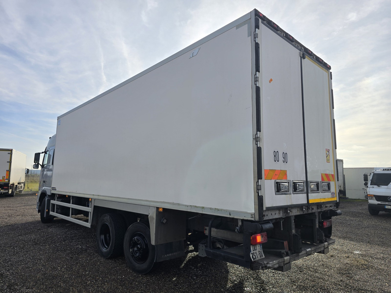 VOLVO FH500 - EEV - 6x2 - Steering Axle - Frigo - Meat Rail - Camión frigorífico: foto 4 VOLVO FH500 - EEV - 6x2 - Steering Axle - Frigo - Meat Rail - Camión frigorífico: foto 4