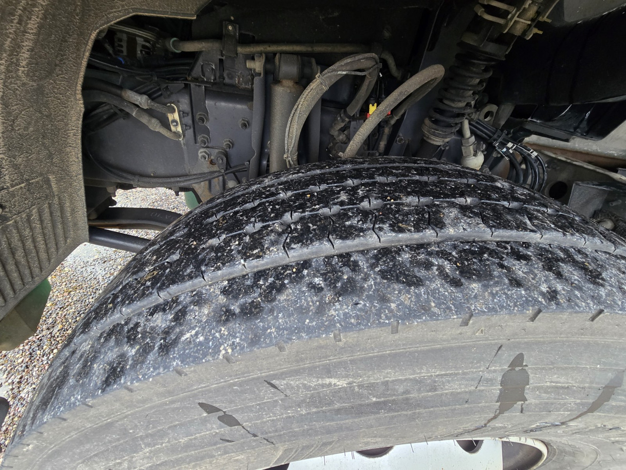 Camión frigorífico para transporte de carne VOLVO FM 370 - ThermoKing - meat Rail: foto 11 Camión frigorífico para transporte de carne VOLVO FM 370 - ThermoKing - meat Rail: foto 11