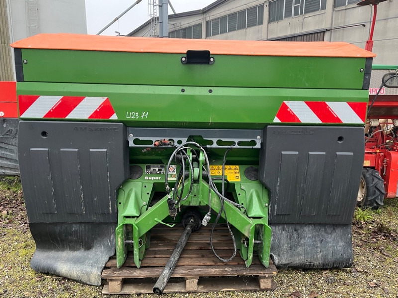 Amazone ZA-TS 1700 PROFIS TRONIC - Esparcidor de fertilizantes: foto 3 Amazone ZA-TS 1700 PROFIS TRONIC - Esparcidor de fertilizantes: foto 3
