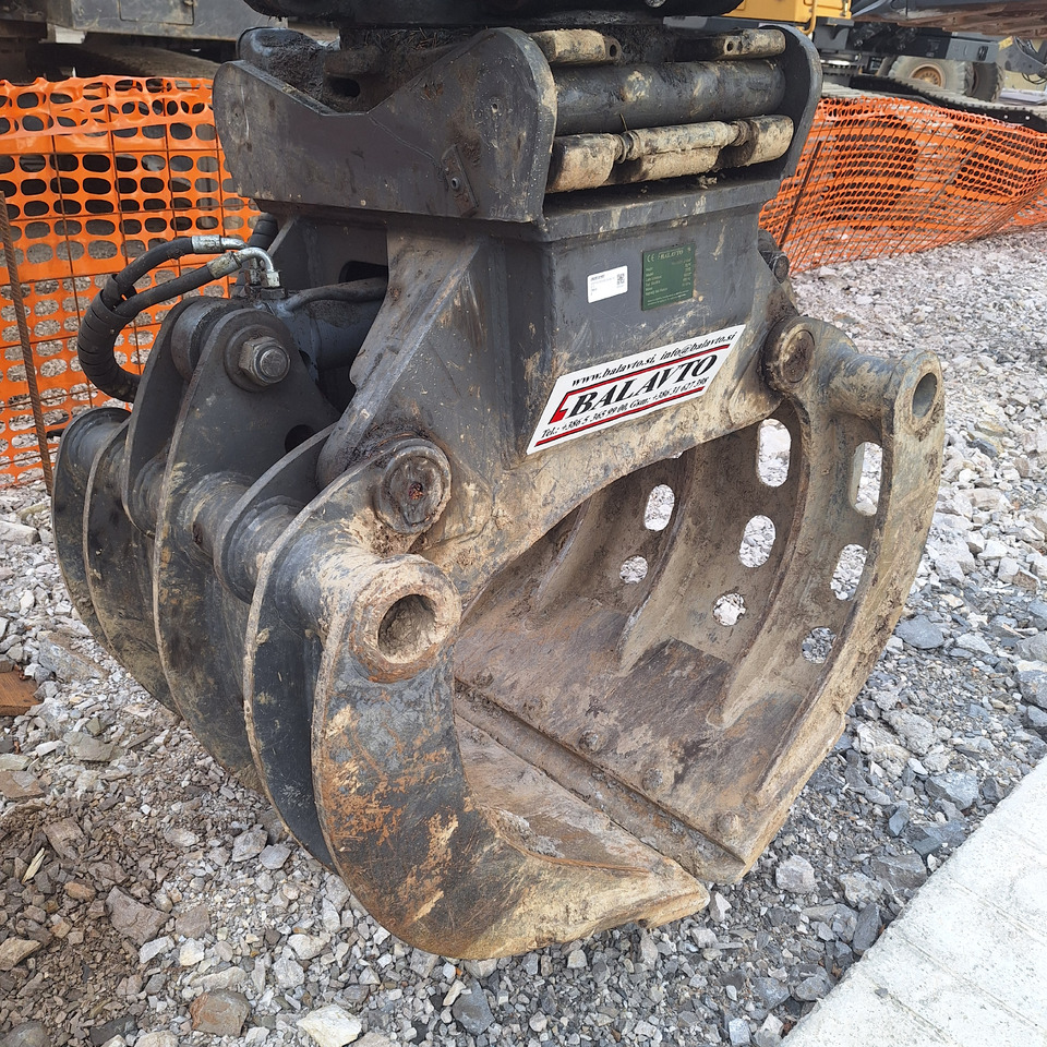 Pinza de manipulación para Excavadora Balavto grab BG 16 S70 for 18-25 ton excavators: foto 9 Pinza de manipulación para Excavadora Balavto grab BG 16 S70 for 18-25 ton excavators: foto 9