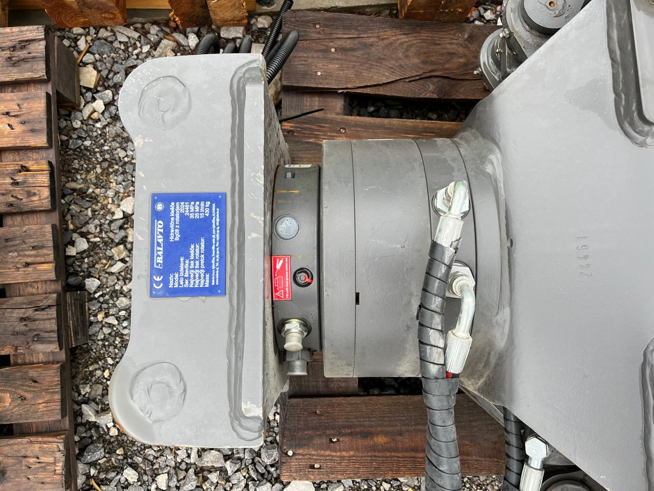 Balavto stone grapple BG08 with rotator - Pinza de manipulación para Excavadora: foto 5 Balavto stone grapple BG08 with rotator - Pinza de manipulación para Excavadora: foto 5