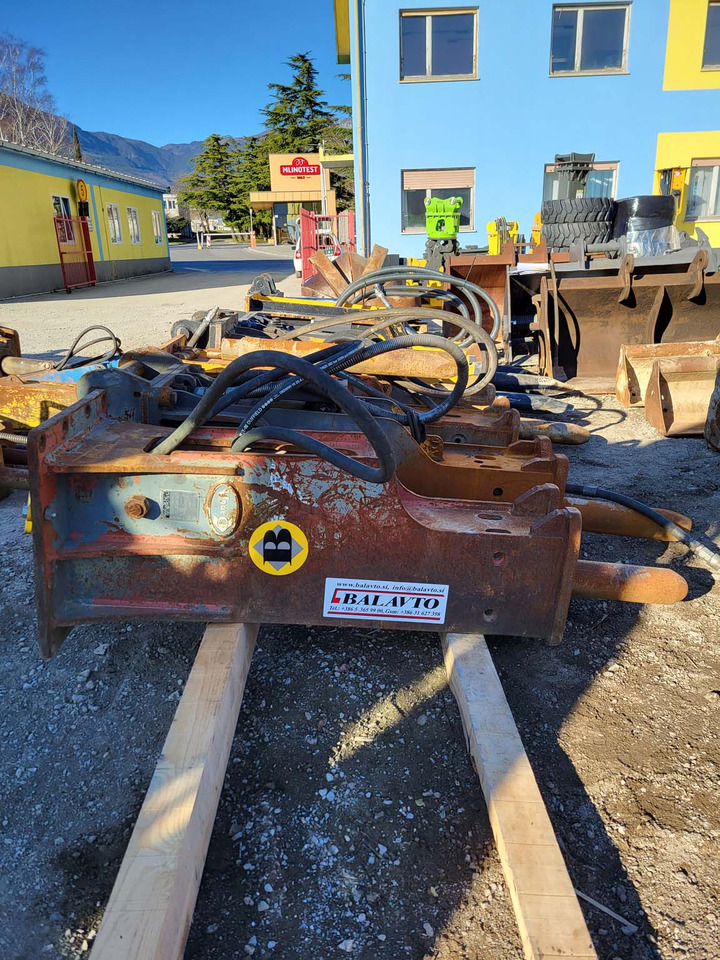 D&A 200V for 18-24 ton excavators - Martillo hidráulico para Excavadora: foto 3 D&A 200V for 18-24 ton excavators - Martillo hidráulico para Excavadora: foto 3