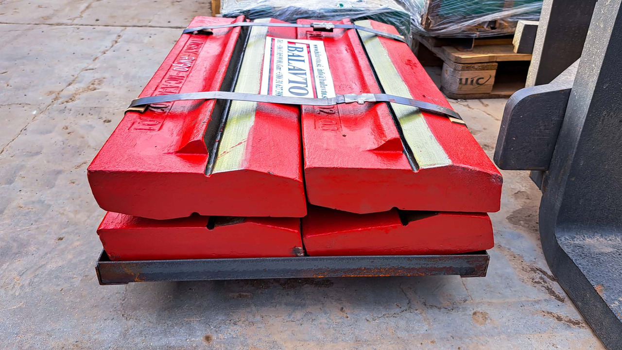 Blow bar Rubble Master RM90 for crusher - Recambio para Machacadora: foto 5 Blow bar Rubble Master RM90 for crusher - Recambio para Machacadora: foto 5